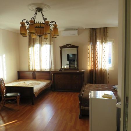 קובולטי Mini Hotel On Guramishvili 22 מראה חיצוני תמונה